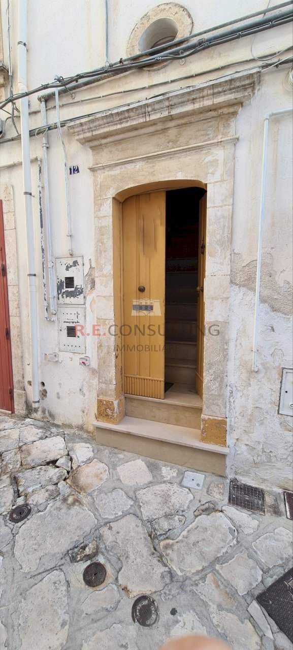 Polish_20230810_115144272.jpg - Casa semi indipendente Vico II Mario Pagano 5, Martina Franca - foto 2