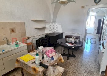 20230810_100324.jpg - Casa semi indipendente Vico II Mario Pagano 5, Martina Franca - foto 4