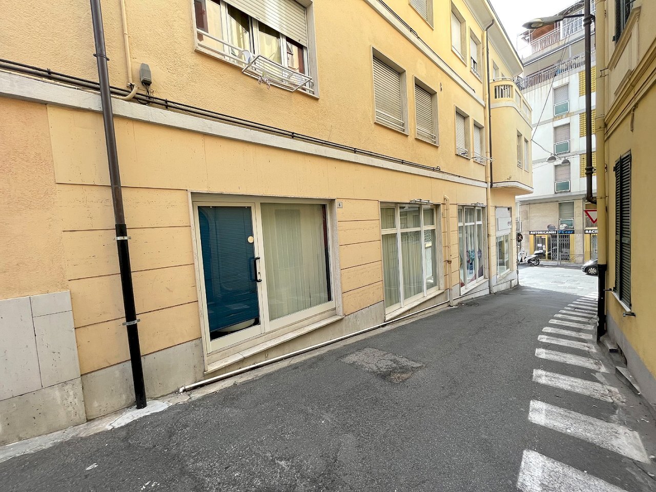 IMG_1785.JPG - Locale Commerciale Sanremo - foto 3