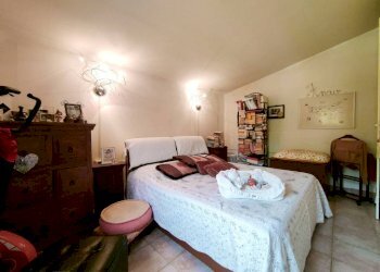 Camera da letto - Villa Località Orià, Soldano - foto 6