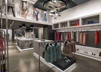 abb-uomodonna-0001.jpg__500x281_q85_box-0,0,2048,1 - Commercial Premises Via Romana, Capannori - photo 2