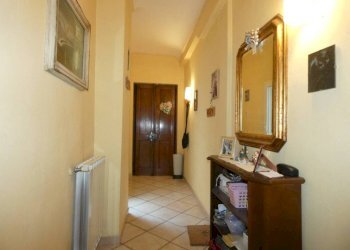 Corridoio - Two-room apartment via Pietro Prato, 7, Mondovì - photo 6
