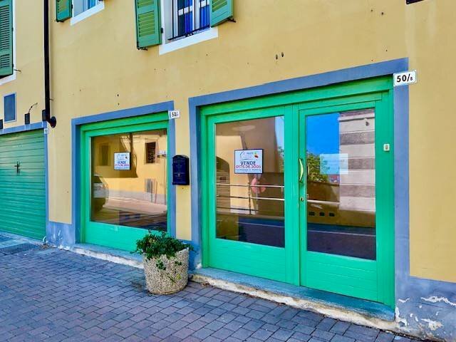 Negozio via Giuseppe Garibaldi, 50, Manta - foto 2