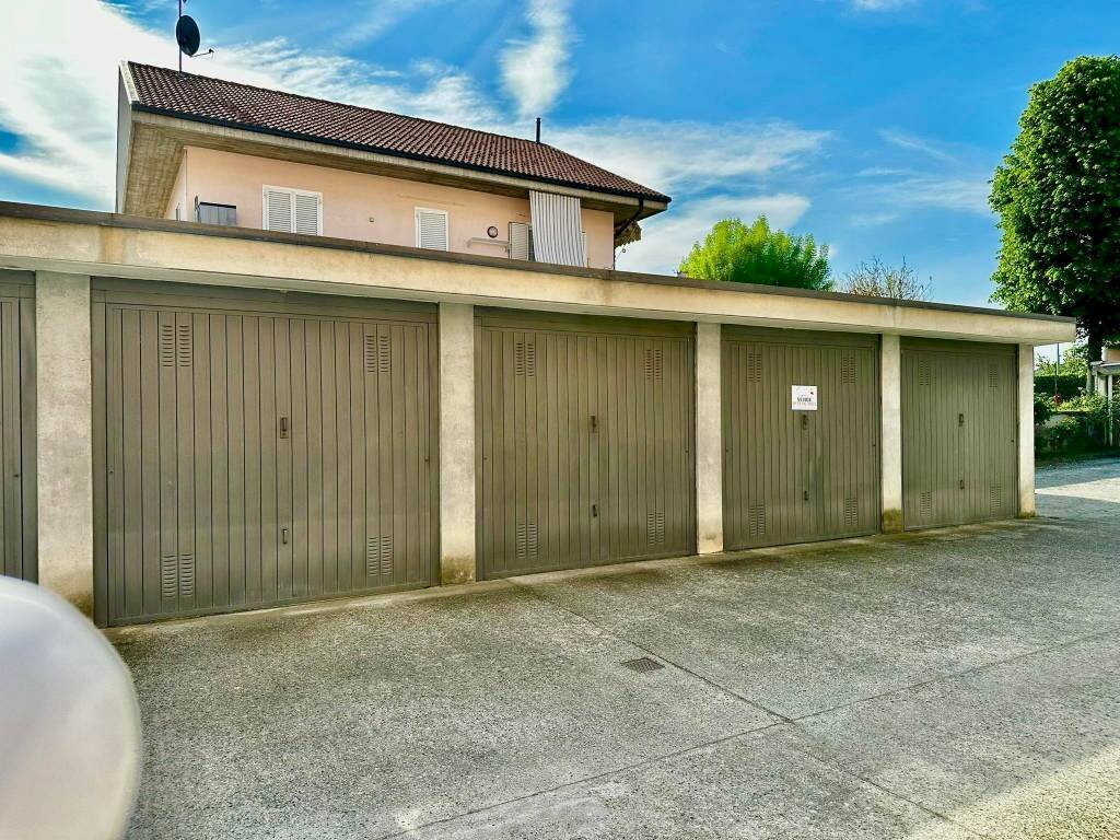 Box via Risorgimento, 35, Manta - foto 3