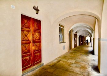 Shop via Alessandro Volta, 16, Saluzzo - photo 5