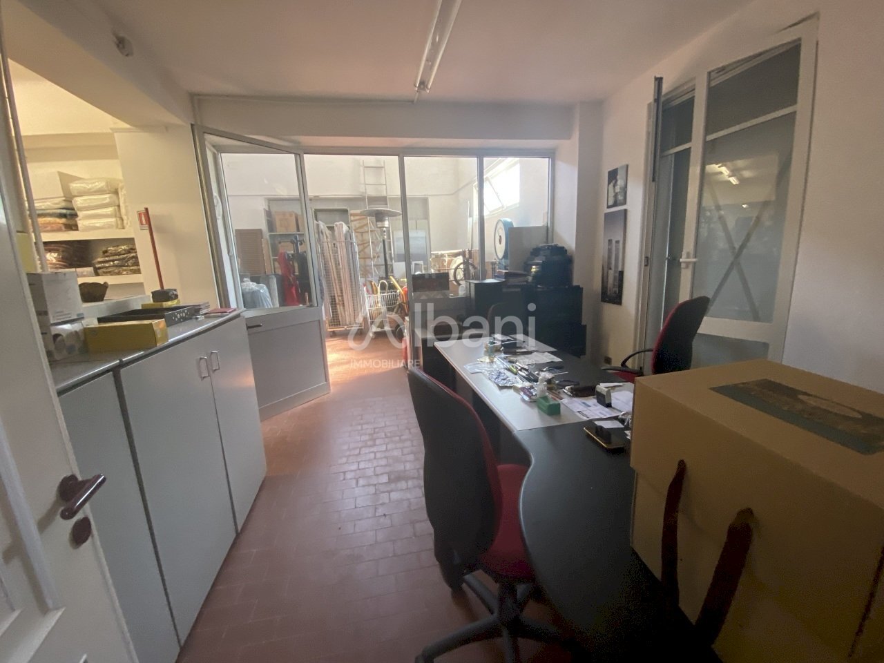 FC434_Capannone con ufficio e piazzale esterno in - Shed Vezzano Ligure - photo 3