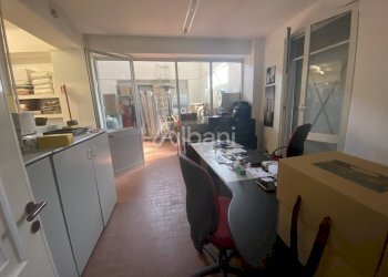 FC434_Capannone con ufficio e piazzale esterno in - Capannone Vezzano Ligure - foto 3