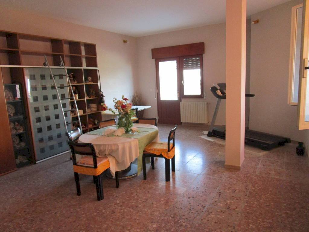 salone - Villa Statte - foto 3