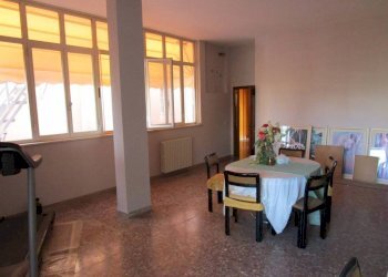 salone - Villa Statte - photo 4