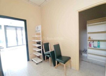 locale posteriore 1 - Locale Commerciale Via della Pisana, Roma - foto 10