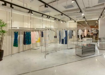 Fabio-Ferrillo-progetta-il-concept-store-Runway-Vi - Locale Commerciale S. Giorgio, Lucca - foto 5