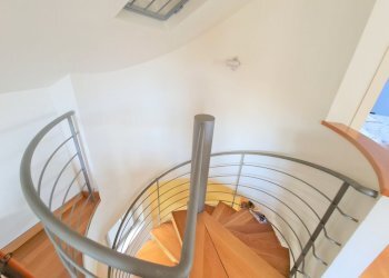 Four-room apartment Alba - photo 1