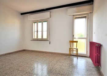 Portion of a house Morciano di Romagna - photo 6