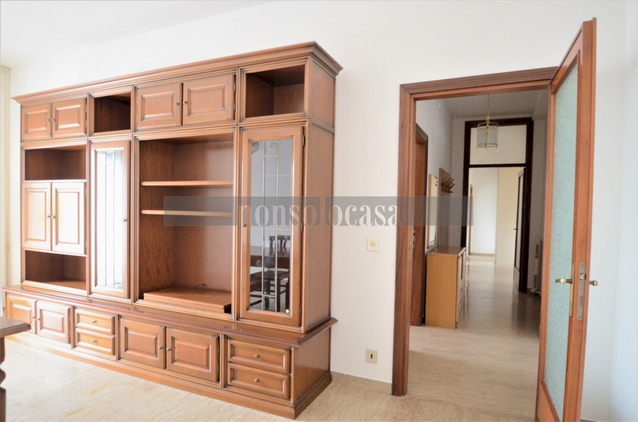 SALONE - Four-room apartment Via Gioacchino Rossini 999, Corciano - photo 2