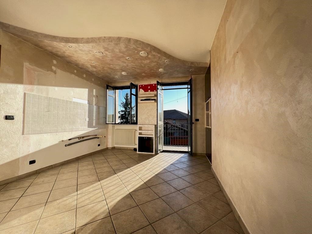 Two-room apartment Santo Stefano Roero - photo 2