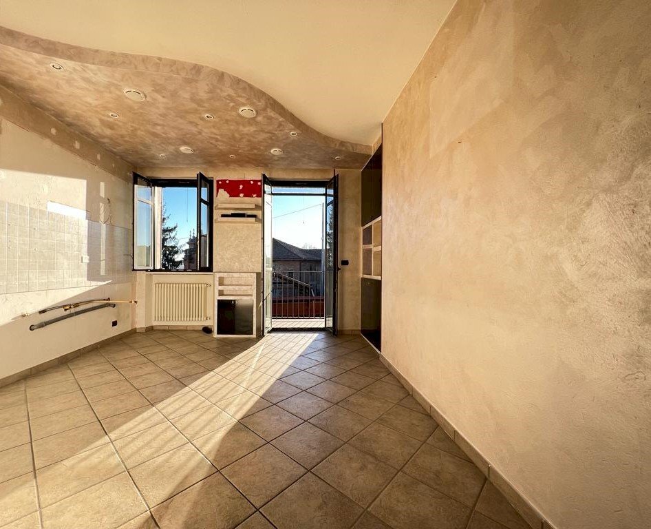 Two-room apartment Santo Stefano Roero - photo 3