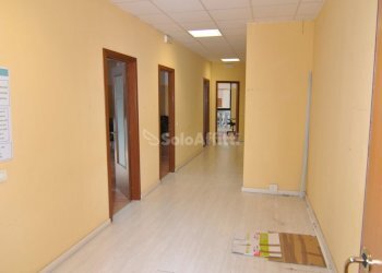 CORRIDOIO DI INGRESSO - Office Via dell' Artigianato 65, Livorno - photo 2