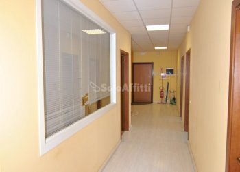 CORRIDOIO - Office Via dell' Artigianato 65, Livorno - photo 7