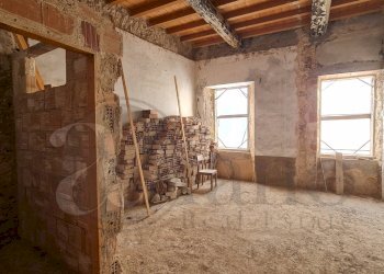 Stable - Palace Via San Giorgio, Priverno - photo 15