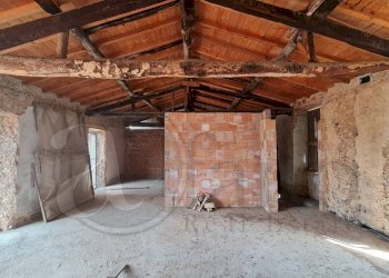 Stable - Palace Via San Giorgio, Priverno - photo 26