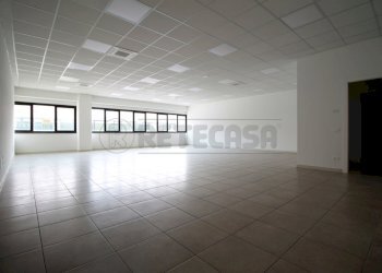 IMG_3266.JPG - Ufficio Via Michelangelo, Zermeghedo - foto 1