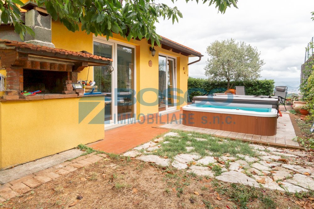 DSC09224.jpg - Three-family Villa Via Genova, La Spezia - photo 3