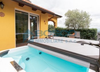 DSC09220.jpg - Villa Trifamiliare Via Genova, La Spezia - foto 2