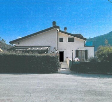 2.jpg - Attic at auction Via Beggiola 2, Follo - photo 1