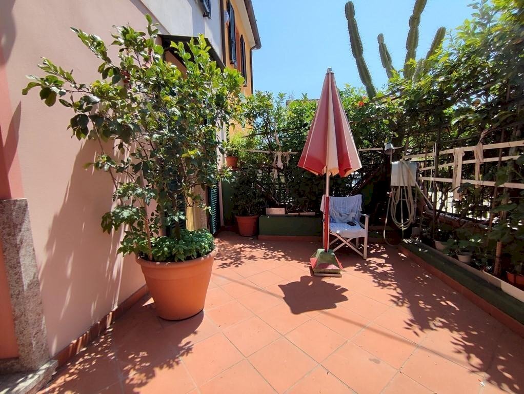 1149324-rsg71i.jpg - Townhouse Strada Statale 1 61, Luni - photo 2