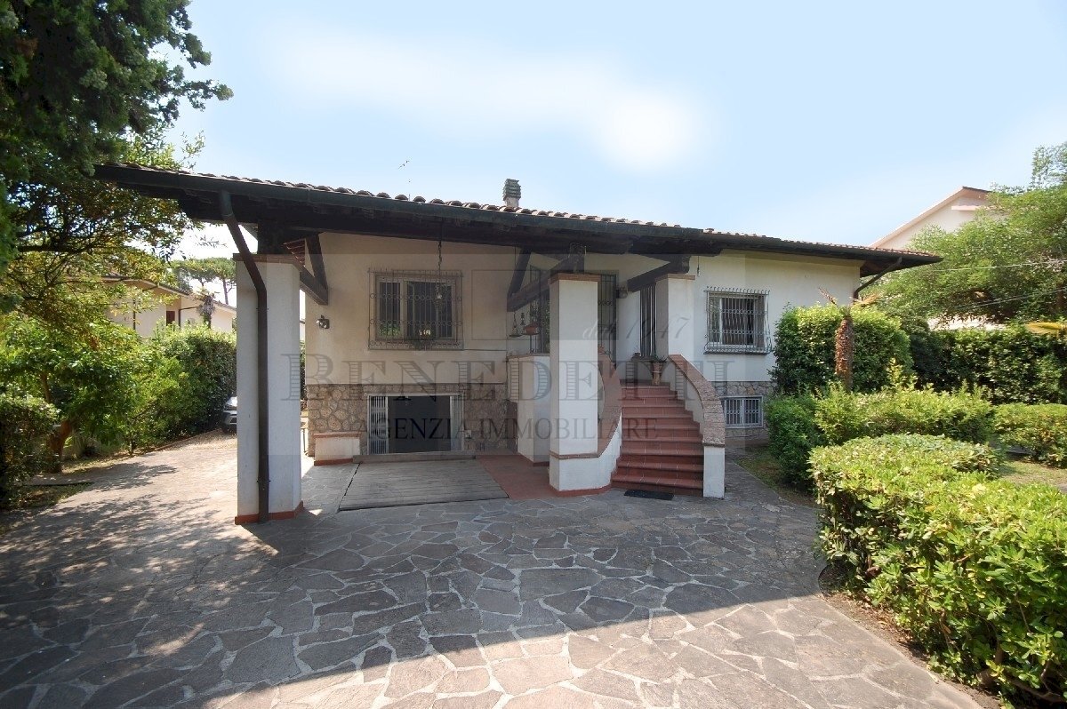 FT est (2).JPG - Villa Via Goldora 24, Pietrasanta - foto 2