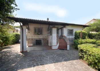 FT est (2).JPG - Villa Via Goldora 24, Pietrasanta - foto 2