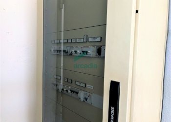 Vista quadro ellettrico capannone - Locale Commerciale Via delle Magnolie 8, Modugno - foto 27