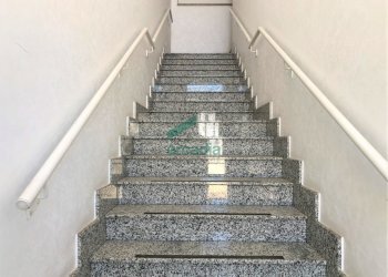 Vista scala per 1 piano - Locale Commerciale Via delle Magnolie 8, Modugno - foto 28