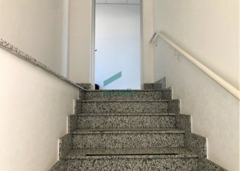 Vista scala - Locale Commerciale Via delle Magnolie 8, Modugno - foto 29