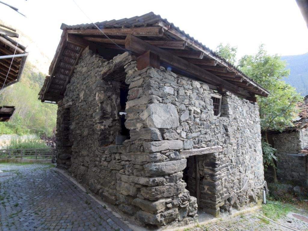 Casa indipendente Antey, Antey-Saint-Andrè - foto 1