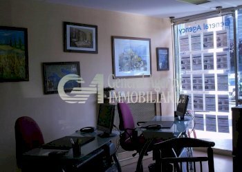 Immagine 019.jpg - Locale Commerciale via Pietro Bonfante 50, Roma - foto 1