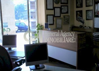 Immagine 017.jpg - Locale Commerciale via Pietro Bonfante 50, Roma - foto 11