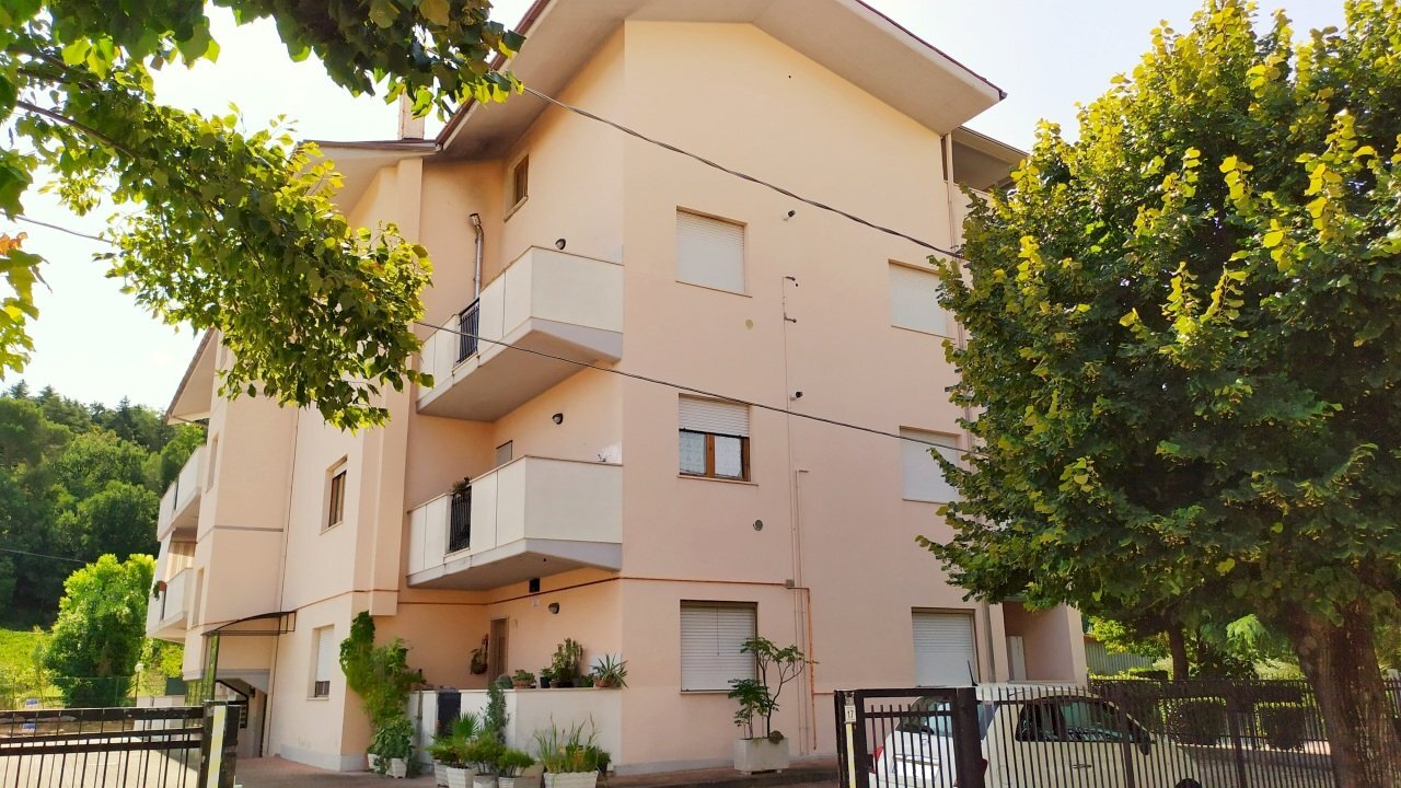 facciata - Apartment Via Alcide De Gasperi 17, Manoppello - photo 1