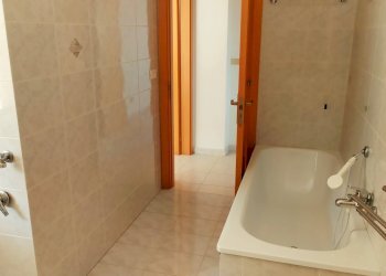 bagno - Appartamento Via Alcide De Gasperi 17, Manoppello - foto 19