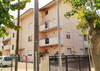 facciata - Appartamento Via Alcide De Gasperi 17, Manoppello - foto 26