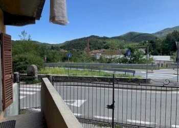 Cortile interno - Casa indipendente via Cave, 23, Luserna San Giovanni - foto 23