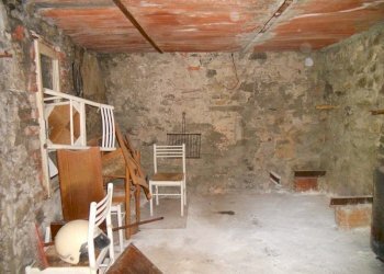 DSCN5697 (Copia).JPG - Casa semi indipendente Aulla - foto 2