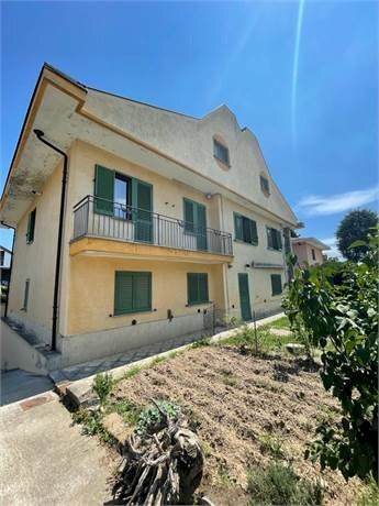 Villa VIA GIOBERTI 34, Rivalta di Torino (TO), Rivalta di Torino - foto 1