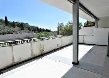 TERRAZZA.JPG - Appartamento Via Perissinotti 41, Chiavari - foto 5