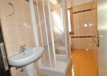 BAGNO.JPG - Appartamento Via Perissinotti 41, Chiavari - foto 8