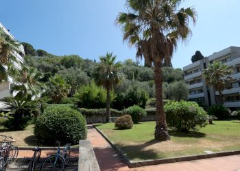 IL CONTESTO.JPG - Appartamento Via Perissinotti 39, Chiavari - foto 12