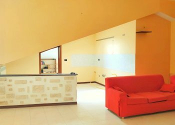 sala da pranzo - Apartment strada provinciale per san valentino  1, Scafa - photo 2