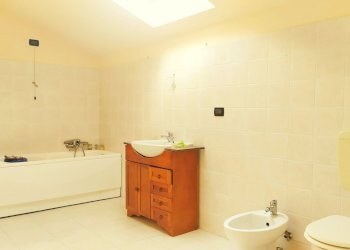 bagno - Apartment strada provinciale per san valentino  1, Scafa - photo 15