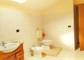 bagno - Apartment strada provinciale per san valentino  1, Scafa - photo 16