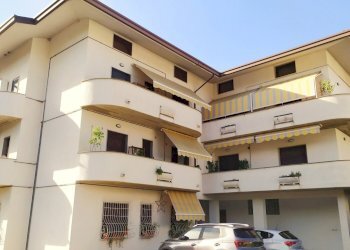 facciata - Apartment strada provinciale per san valentino  1, Scafa - photo 22